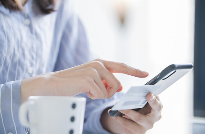 三菱UFJカードならではの金融取引サービス