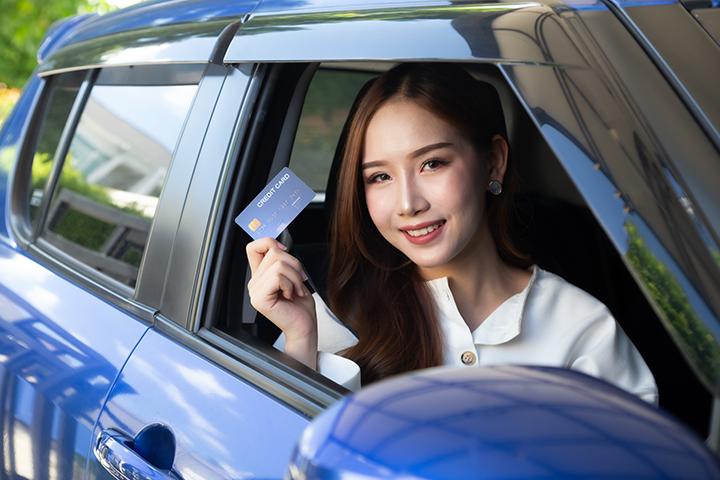 車を購入するときはクレジットカード払いにすべき メリットや注意点 Mycard 三菱ufjニコス
